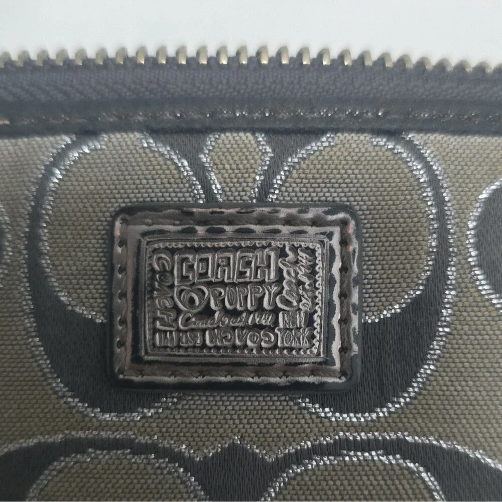 Coach Poppy Gray Black Signature Canvas Long Zip Around Accordion Wallet Y2K